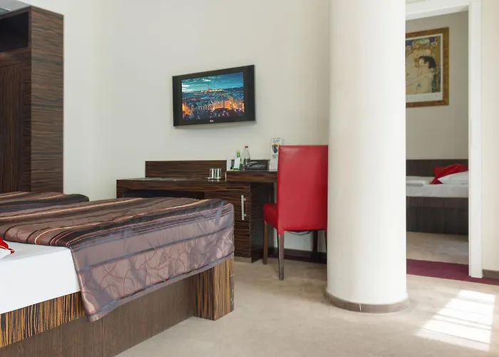 Hotell Ea Crystal Palace