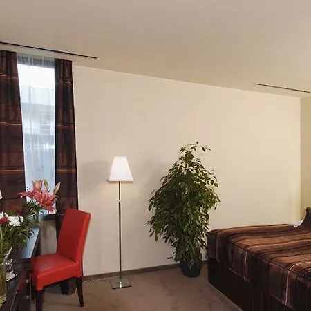 Hotel Ea Crystal Palace 4*