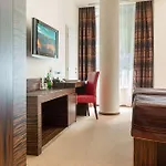Hotel Ea Crystal Palace 4*