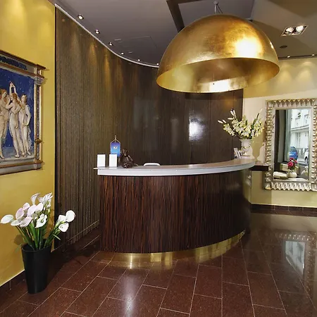Ea Crystal Palace 4* Prag