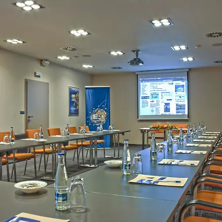 Otel Ea Crystal Palace