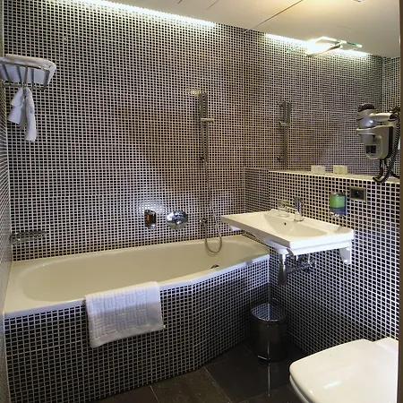 Ea Crystal Palace 4*