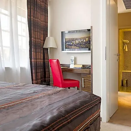 Hotel Ea Crystal Palace 4*