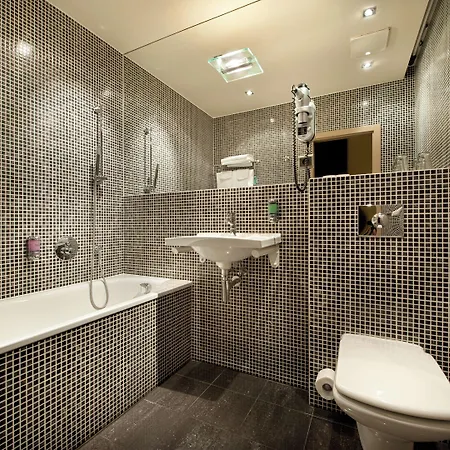Ea Crystal Palace 4* Prague