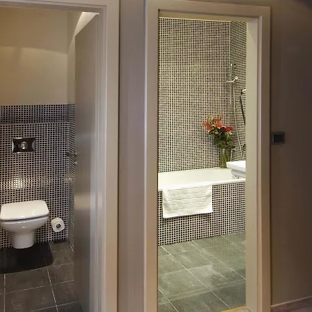 Ea Crystal Palace 4* Prag