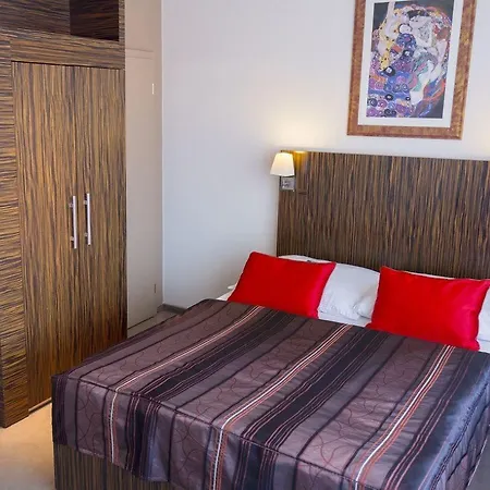 Ea Crystal Palace 4* Praga
