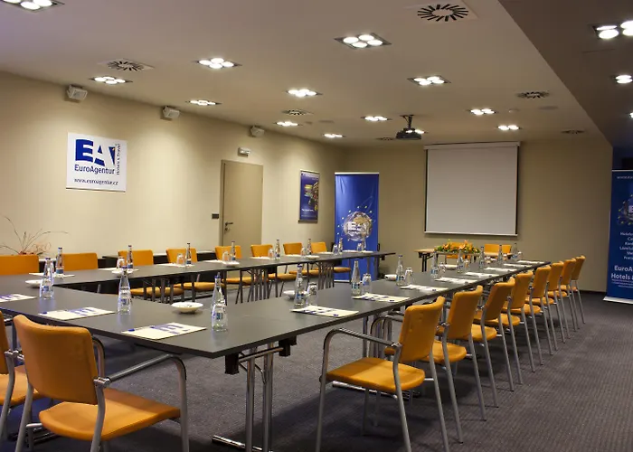 Ea 크리스탈 팰리스 4*