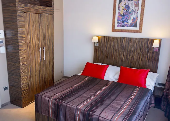 Ea Crystal Palace 4* Prague