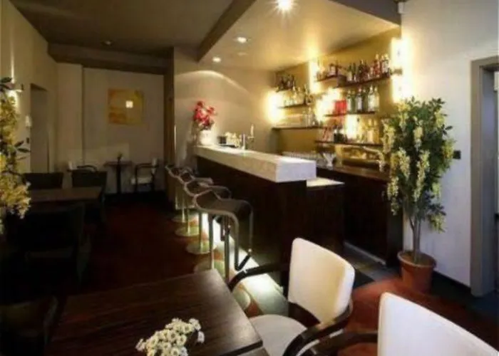 Ea 크리스탈 팰리스 4*