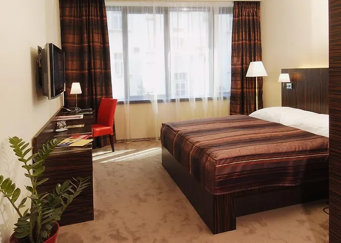 Ea 크리스탈 팰리스 프라하