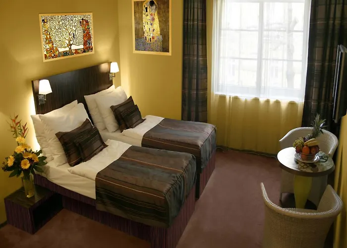 Ea 크리스탈 팰리스 4* 프라하