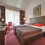 Ea Crystal Palace 4* פראג