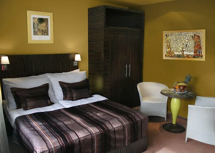 Ea Crystal Palace 4* Prague