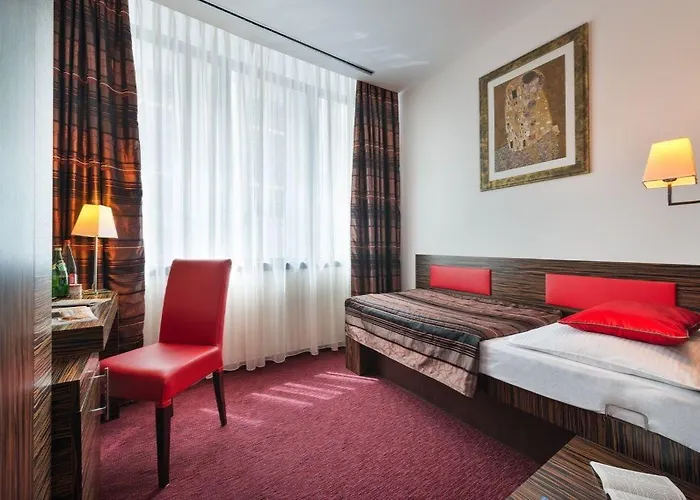 Ea Crystal Palace 4*